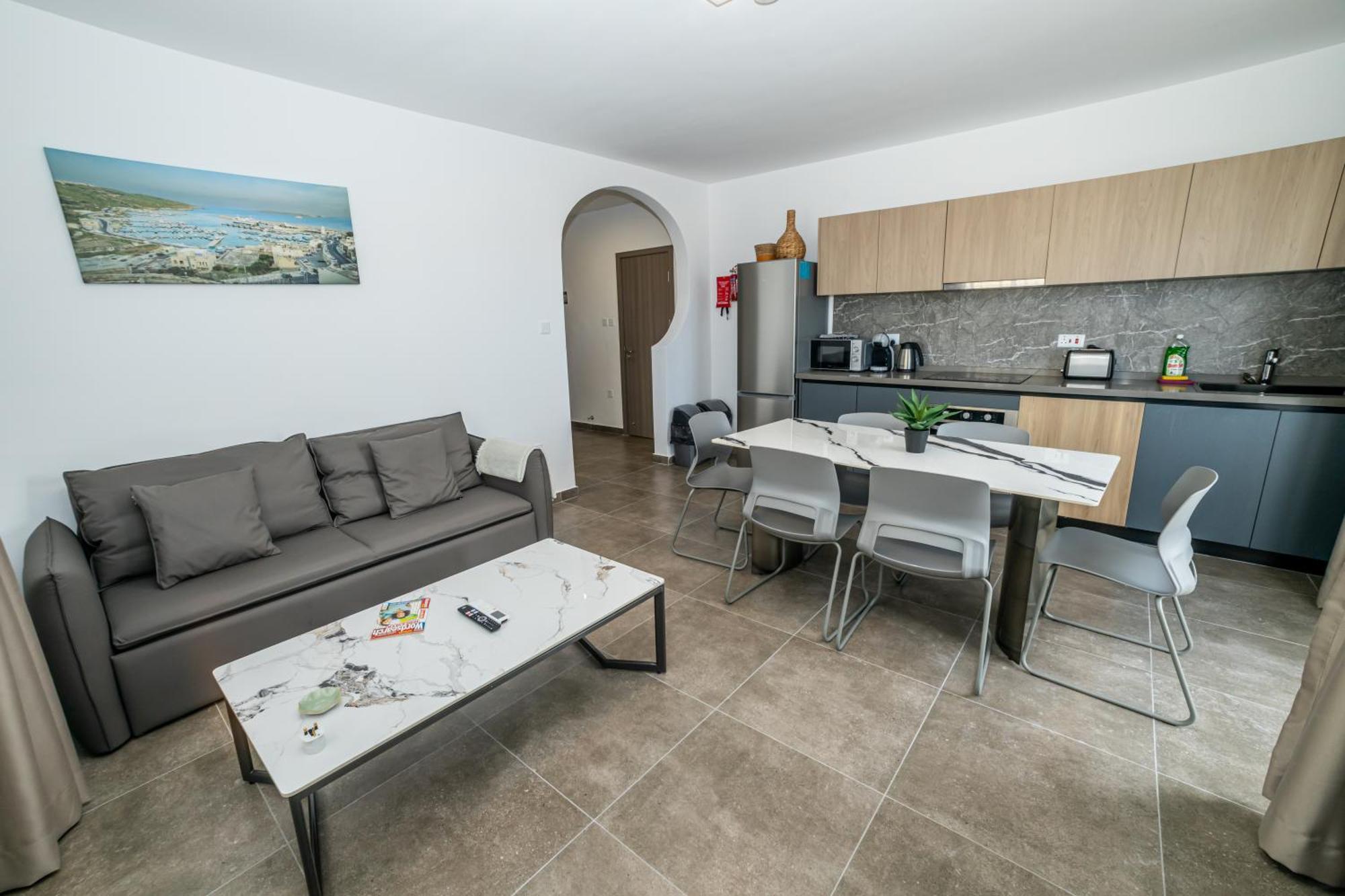 Charming Corner Apartment With Country View 2Br St. Paul's Bay Exterior photo